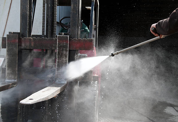 Best Gas Station Cleaning  in Briarcliff, TX