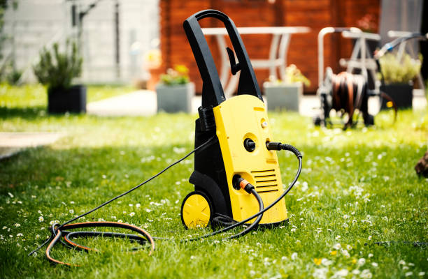 Best Warehouse Cleaning  in Briarcliff, TX